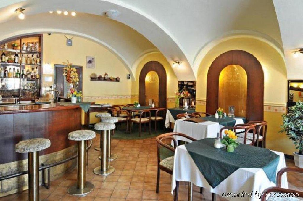 Hotel Barbakan 勒沃卡 餐厅 照片